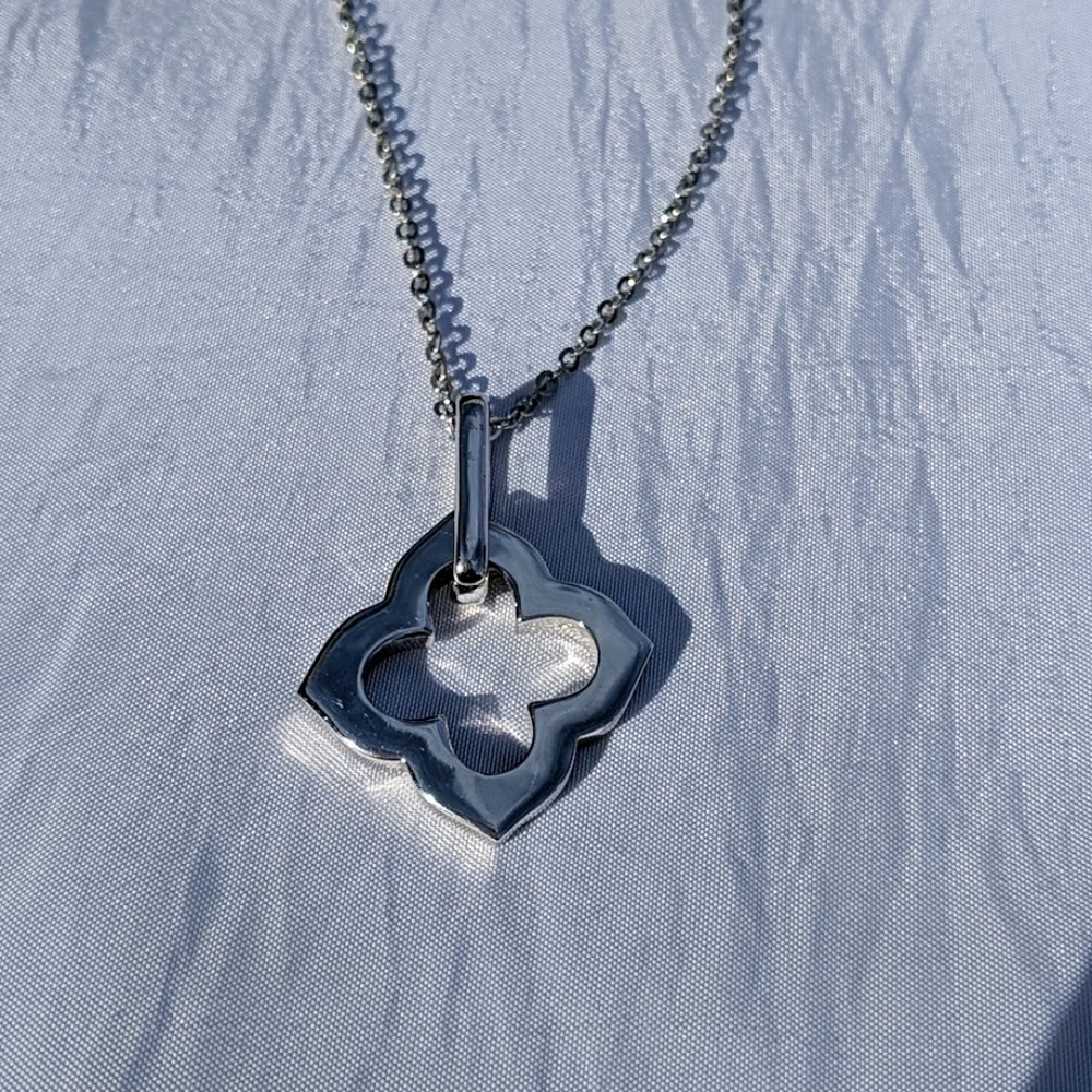 Silver toned necklace